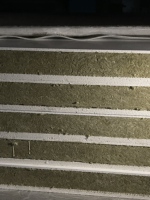 Panneau SIP MGO, panneau sandwich isolé en laine de roche, panneau mural ignifuge pour maison modulaire et système de mur extérieur
