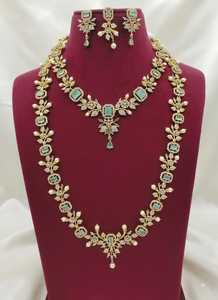New Ad Stainless Steel Gold Plated Crystal Rhinestone Flower Design Wedding Jewelry Women's Classic Style Latest Designed <b>Set</b> - Product Image 2