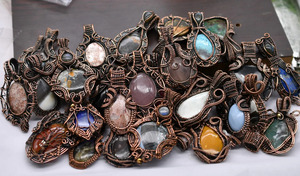 Pendentif en pierre naturelle enveloppé de fil de cuivre fait main, style bohème, charme solitaire, cadeau unisexe - Product Image 4