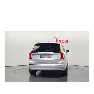 Volvo XC90 B6 Ultimate 2023 con Volante a la Izquierda, Caja de Cambios Automática, Cámara Trasera, 38,088 km, Color Brillante - Product Image 4