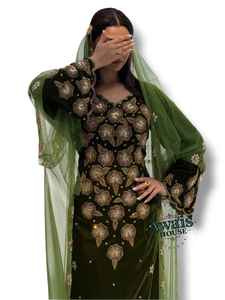 Ensemble de luxe 2 pièces AWAIS HOUSE pour femmes musulmanes, kaftan modeste en velours uni perlé, longueur ras du sol, coupe trapèze, pour soirée/formelle, 100% - Product Image 4