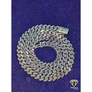 Cadena Cubana de Lujo con Diamantes Moissanite VVS, Plata de Ley 925, Joyería Hip Hop de Diseño Moderno por Trisha Jewels - Product Image 4