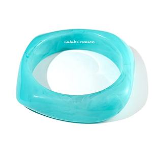 Bracelet épais moderne fait à la main pour femmes bracelets en résine transparente marron de forme géométrique Collection de bijoux de mode pour femmes - Product Image 2