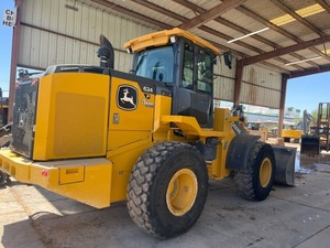 รถตักล้อยาง 2001 624P 4WD ยี่ห้อ MAVERICK CORPORATE LOGISTICS LLC รุ่น Z225154 น้ำหนัก 200 ตัน 8000 พรีเมียม พร้อมส่งออก - Product Image 3