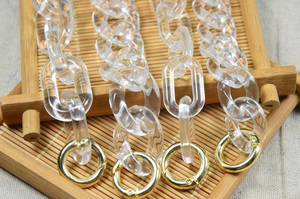 งานตกแต่งโซ่เรซินเชื่อมต่อกันอย่างหรูหราสำหรับบ้านสไตล์ร่วมสมัย - Product Image 1