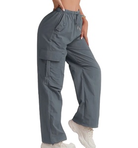 Pantalon cargo tendance et uni Vente en gros OEM ODM de pantalons cargo mode pour femmes Jogging cargo 6 poches Pantalon cargo Approvisionnement direct d'usine - Product Image 3
