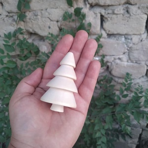 Wooden <b>Christmas</b> <b>Tree</b> Decor <b>Tabletop</b> Minimalist Handmade Winter Home Decoration Triangle Shape Plant Theme 1PC - Product Image 1