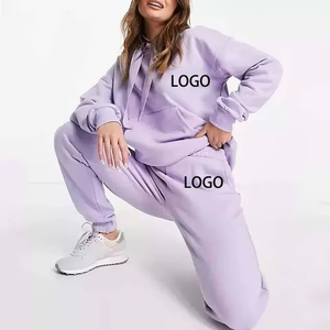 Conjunto Deportivo Personalizado con Sudadera y Pantalones Deportivos Transpirables Color Lavanda, Nuevo Estilo con Logotipo Personalizado, Hecho en Pakistán - Product Image 4