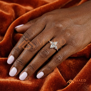 Bague à trois pierres « Royal Marquise » – Argent sterling 925 avec accents en taille triligne – Bague statement taille Marquise et taille Triligne - Product Image 4