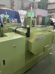 เครื่องจักรซีซีเอ็ม (ชางโช) รุ่น CH-400 เครื่องขึ้นรูปโลหะเย็น และเครื่องผลิตสลักเกลียวและอุปกรณ์ยึดความเร็วสูง 300 ชิ้น/นาที - Product Image 4