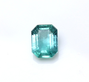 Certified Very <b>Clean</b> Natural Emerald <b>Green</b> Color Octagon Cut Gemstone Size 9.2X7.1X4.8mm Faceted Emerald Loose Gemstone Expoter - Product Image 2