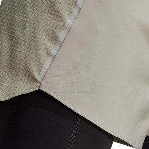 Shorts de course légers pour hommes, en tissu extensible, adaptés à l'entraînement sportif et aux activités de fitness en plein air - Product Image 5