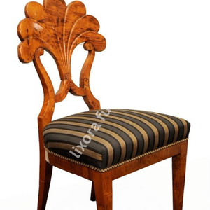 Silla de Comedor de Madera de Burl Hecha a Mano de Lujo con Respaldo Ornamentado Tallado y Asiento Tapizado en Tela a Rayas - Product Image 3