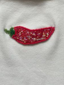 T-shirt décontracté pour femme à col rond et manches courtes, prêt à porter, en coton 100% respirant, avec broderie aéronautique et patch perlé - Product Image 3