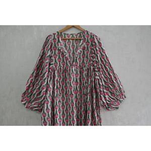 Robe maxi en coton imprimé à la main style bohème pour femmes, décontractée, respirante, lavable, tenue d'été naturelle - Product Image 4