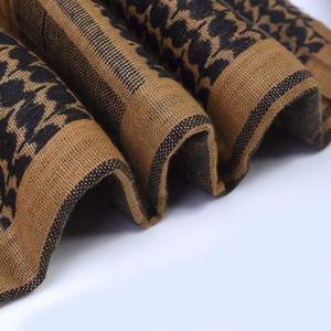 Vente en gros de foulards Shemagh pour hommes en coton 100 %, personnalisés OEM et ODM, Keffiyeh du désert, couvre-tête tactique, anti-poussière et anti-vent, pour l'extérieur/les voyages - Product Image 5