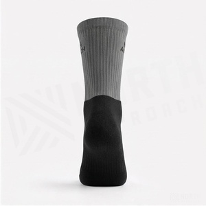 Chaussettes de randonnée respirantes North Approach Crew Socks, gris uni, pour adultes, saison printemps - Product Image 2
