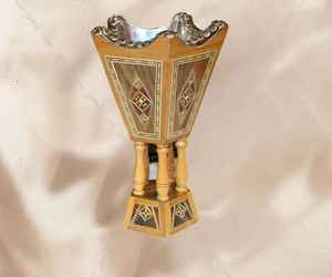 Brûleur à Bakhoor en bois et métal au design classique, décoratif pour le Ramadan et l'Aïd, fait main, très vendu, porte-encens Mabkhara - Product Image 4