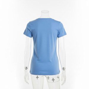 T-shirt Henley personnalisé en gros, design uni, fabriqué en tissu de coton respirant, manches courtes pour femme - Product Image 2