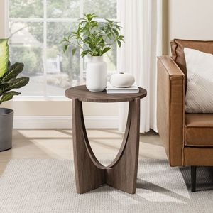 Table d'appoint en bois vintage, inspirée du charme du monde ancien, avec finition détaillée et structure en bois massif - Product Image 1
