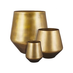 Maceta de Metal de Diseño Moderno para Decoración del Hogar, Maceta Personalizada para Plantas de Jardín - Product Image 1