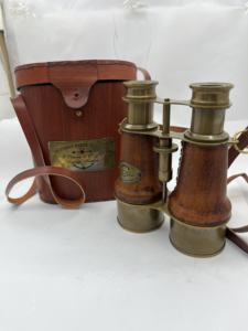 Jumelles d'imitation antique, faites à la main, avec housse en cuir poli et lustré, ceinture en laiton massif, cadeaux - Product Image 3