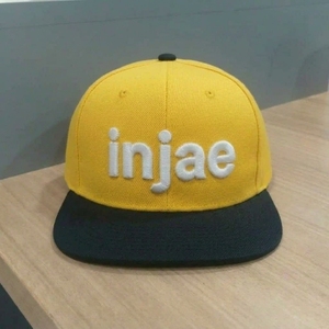 โรงงานผลิตหมวกแก๊ปแบบ Snapback 6 แผง ปักลาย 3 มิติ ทรงแบน  รับผลิตตามแบบ OEM/ODM  ขั้นต่ำในการสั่งซื้อน้อย - Product Image 1