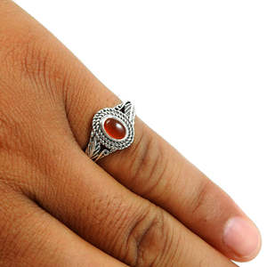 Anillo Bohemio de Plata de Ley 925 con Corte Oval Brillante y Piedra Preciosa de Cornalina Natural, Anillos Grabados, Joyería Unisex, Regalo - Product Image 3