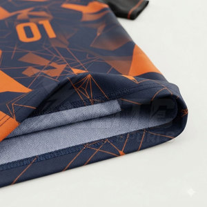 Maillot de football d'entraînement personnalisé pour hommes, haute qualité, 100% polyester, séchage rapide, respirant, manches courtes - Product Image 6