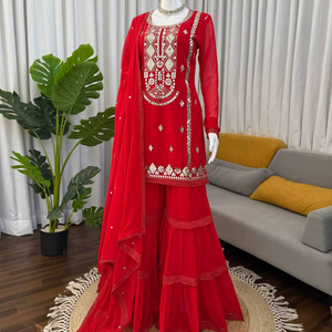 ชุดคุर्ตา/คุर्ติผ้าจอร์เจตต์สำหรับผู้หญิง ตกแต่งด้วยดิ้นปักหนัก แห้งเร็ว สไตล์ทันสมัย เหมาะสำหรับงานปาร์ตี้ งานแต่งงาน และงานดิวาลี พร้อมผ้าคลุมไหล่ - Product Image 1