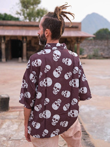 Chemise à col cubain en coton marron à imprimé crâne pour homme, style original, décontracté, boutonnée, pour l'été, la plage ou les festivals - Product Image 4