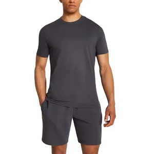 Ensemble de jogging décontracté pour homme, t-shirt oversize uni avec logo frontal et short 2 pièces, grande taille - Product Image 2
