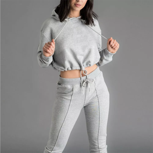 Conjunto de leggings de cintura alta color lavanda para mujer, top corto con capucha de manga larga, ajuste ceñido de longitud completa, transpirable, de elastano y poliéster, informal. - Product Image 5