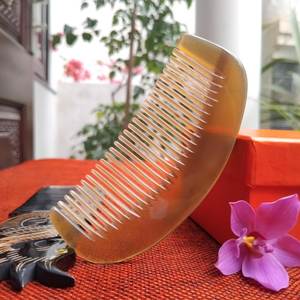 Peigne en corne de buffle naturelle fait main, poli, brosse à cheveux écologique, rectangulaire - Product Image 3