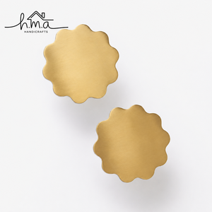 Handmade Solid Brass Scalloped Round Cabinet Knob Modern Minimalist Decorative <b>Drawer</b> <b>Pull</b> Dresser Wardrobe Kitchen Bathroom - Product Image 1