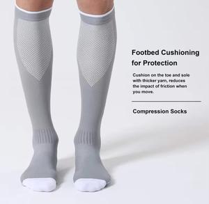 Chaussettes de compression pour hommes, écologiques, en tricot uni, respirantes, en Spandex et Polyester, pour le sport, été, gris, blanc, noir, bleu, avec revers - Product Image 6