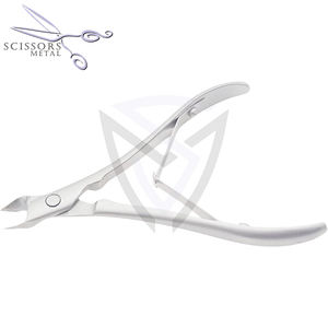 Pince à cuticules et à ongles incarnés en acier inoxydable professionnel, nouveau style, livraison rapide pour la manucure et la pédicure - Product Image 4