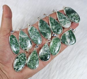 Pendentifs en pierre précieuse naturelle verte en forme de goutte d'eau, en argent sterling 925, sertis clos, en forme de poire, bijoux en cristal de guérison pour femmes, vente en gros - Product Image 6