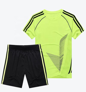 ชุดกีฬาผู้ชายสำหรับวิ่งออกกำลังกายกลางแจ้ง ผ้าตาข่ายระบายอากาศ ชุดเสื้อเจอร์ซีย์และกางเกงขาสั้นสำหรับฝึกซ้อม 2 ชิ้น ขายส่ง - Product Image 6