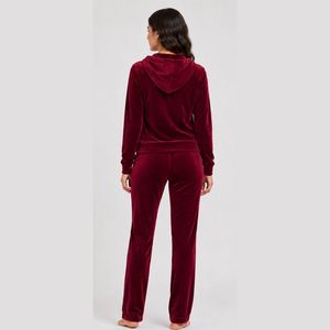 Premium <b>Velour</b> <b>Tracksuit</b> For Women With Matching Hoodie And Joggers Soft Durable Fabric Ideal For Fashion Apparel Suppliers - Product Image 2