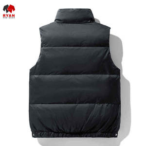 Chalecos Acolchados Ryan Pro Gear de Diseño Personalizado para Hombre, Relleno de Poliéster, Tela Cómoda con Logotipo Personalizado y Diseño de Bolsillos - Product Image 2