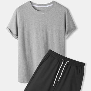Ensemble de chemises et shorts d'été pour hommes personnalisés, t-shirt à manches courtes et short de plage avec impression en relief - Product Image 4