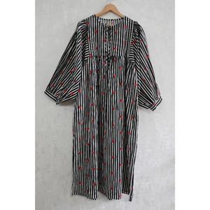 Vestido Maxi de Algodón para Mujer, Estampado en Bloques, Cuello en V, Mangas Abullonadas, Hecho a Mano, Formal, para Verano, Ligero, Transpirable, Tela Natural - Product Image 3