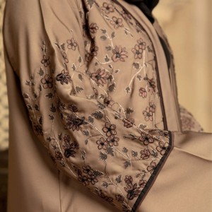 Abaya longue brodée florale à manches longues, robe musulmane modeste pour femme, style Moyen-Orient, en polyester, coupe ample, pour usage quotidien - Product Image 3