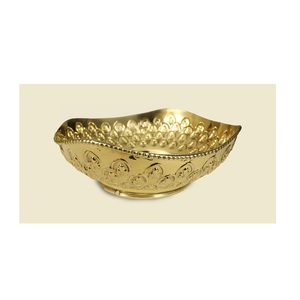 Frutero Redondo Dorado de Latón con Diseño de Pavo Real Tallado, Bandeja Decorativa para Mesa Central, Cesta de Frutas Tradicional para Comedor - Product Image 5