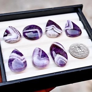 Cabochons en améthyste naturelle Chevron : Lots de pierres précieuses en vrac, vendus au poids, avec différentes formes et tailles - Product Image 3