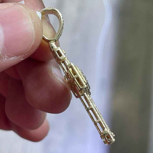 Colgante de Cruz de Moissanita de Lujo, Chapado en Oro, Joyería Religiosa con Incrustaciones, Collar de Declaración para Hombres y Mujeres - Product Image 6