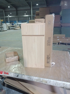 Meuble de cuisine moderne en MDF BC15D1L, panneau plat, grain de bois, installation facile, emballage postal - Product Image 1
