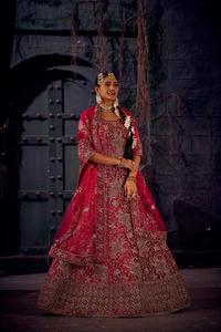 Velours de luxe nuptiale Lehenga pleine broderie de pierre Jarkan lourde idéale pour les mariages vêtements de mariée traditionnels élégants - Product Image 3