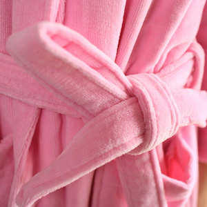 Albornoz Largo y Cálido de Algodón Nesta Sports, Albornoz de Franela Gruesa Térmica de Lujo para Mujer - Product Image 5